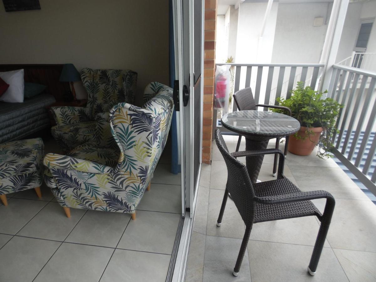 Airlie Court Units Aparthotel Airlie Beach Exteriör bild
