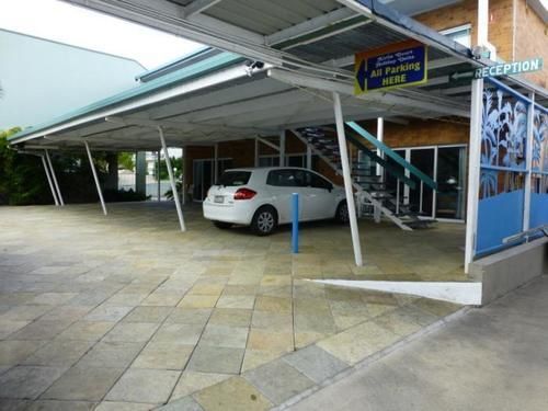 Airlie Court Units Aparthotel Airlie Beach Exteriör bild