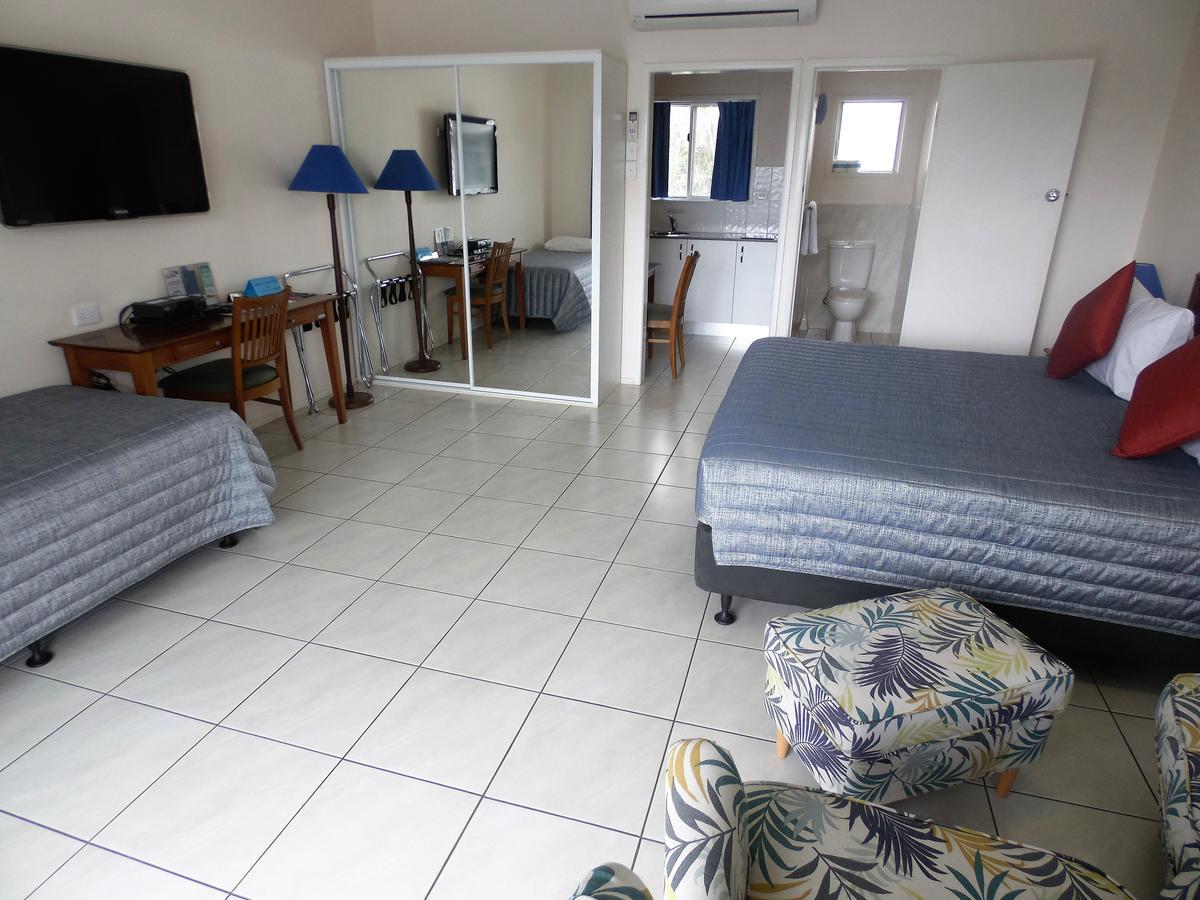 Airlie Court Units Aparthotel Airlie Beach Exteriör bild
